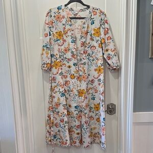 Croft & Barrow Peach and Green Floral Fabric Size Medium